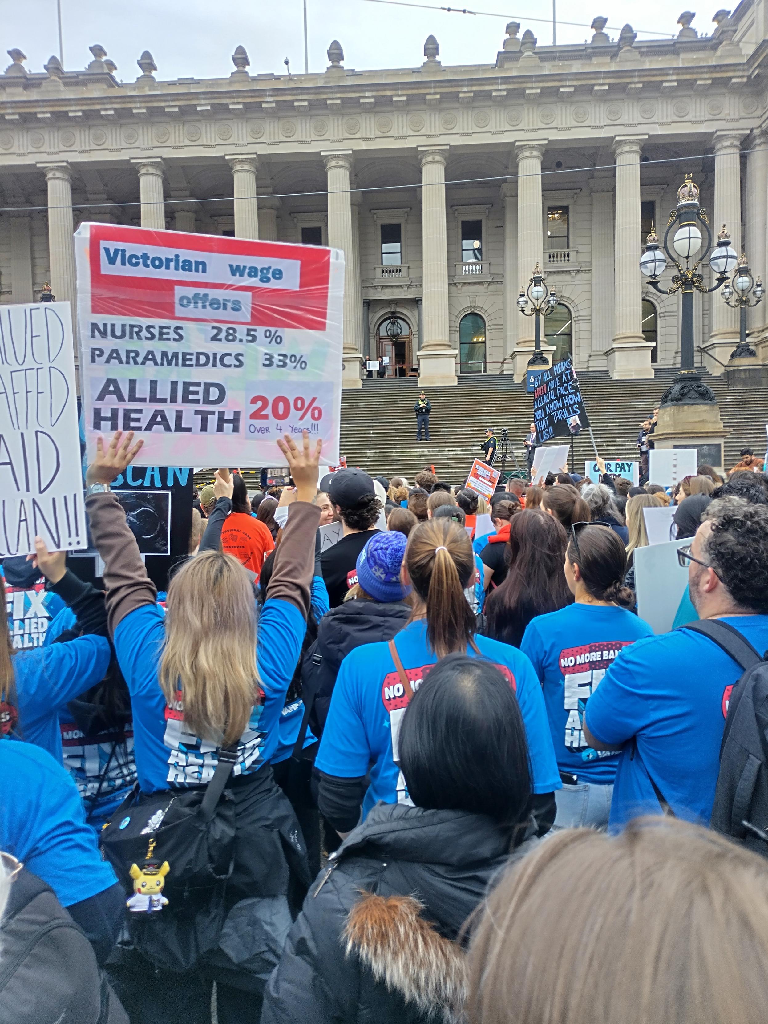 allied health union rally at Victorian Parliament