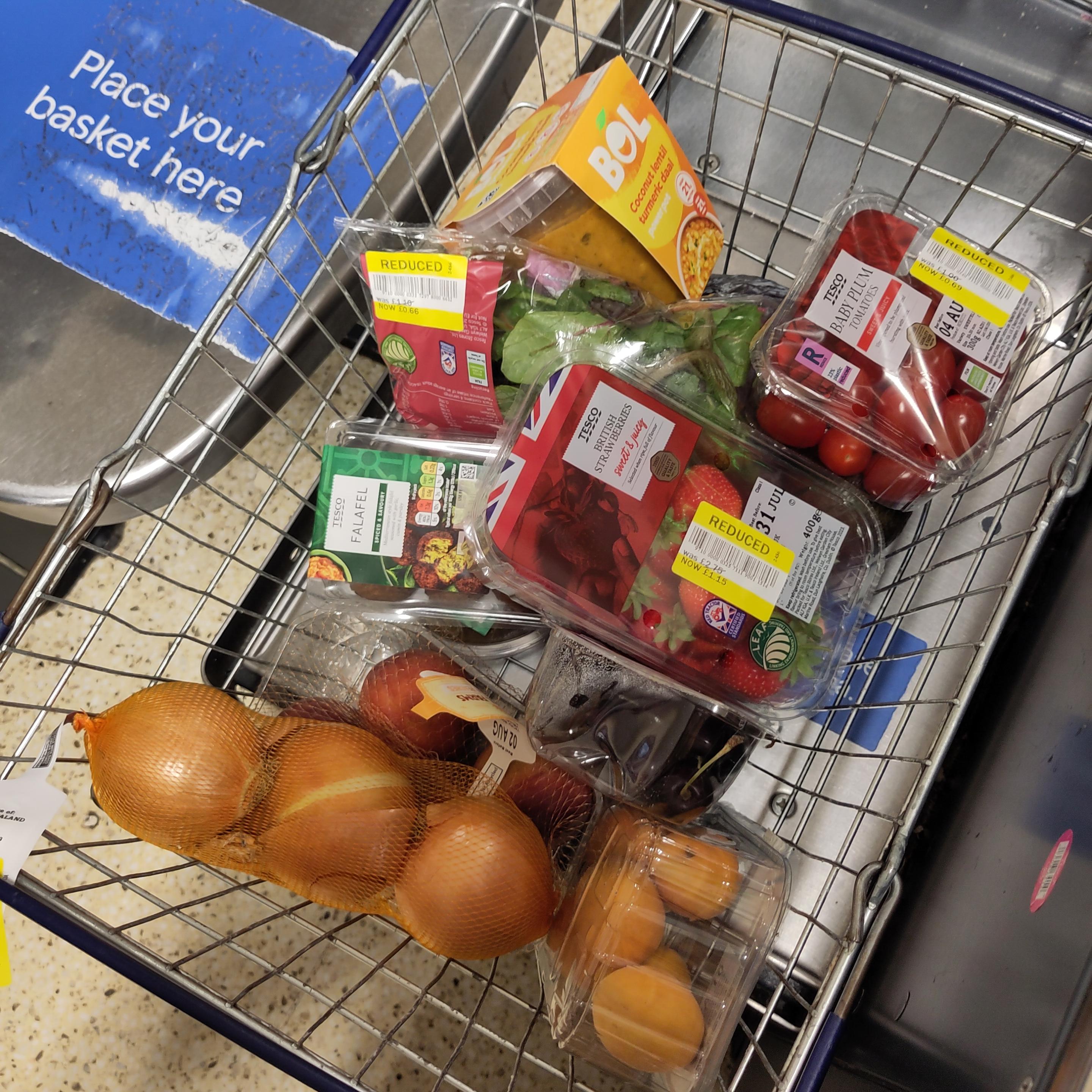 My basket of reduced fruit, vegetables, falafels and hummus